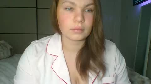 Snapshot of gemmarmalade chatting on May 2026 07:15:01 AM GEMMARMALADE online show from May 2026 07:15:01 AM