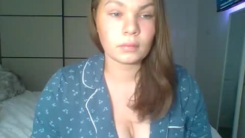 Snapshot of gemmarmalade chatting on May 2026 06:32:03 AM GEMMARMALADE online show from May 2026 06:32:03 AM