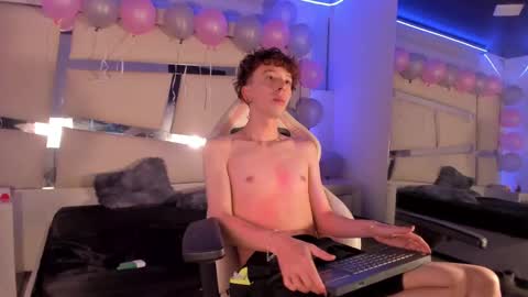 Genesis online show from November 2025 04:23:01 AM