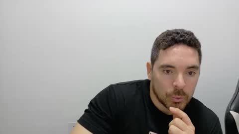 genesis_wb online show from November 2025 10:32:01 PM