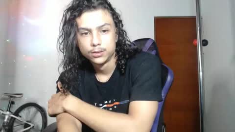 genexis_mortigo03 online show from December 2025 11:33:02 PM