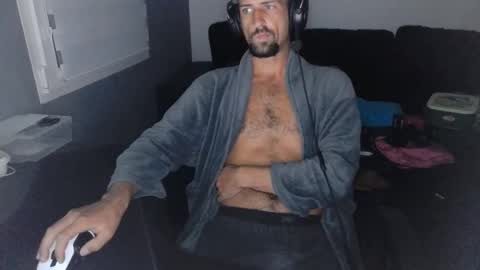 Snapshot of genie_lamps chatting on September 2025 09:03:02 PM Edouard online show from September 2025 09:03:02 PM