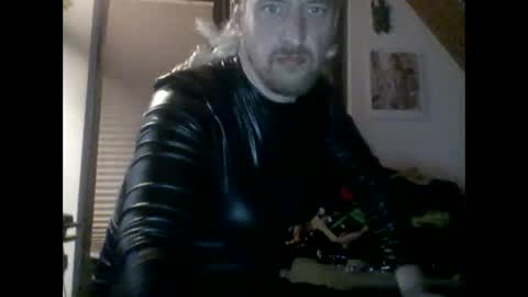 Snapshot of genius1606 chatting on September 2025 01:49:01 AM genius1606 online show from September 2025 01:49:01 AM