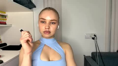 Sunny online show from April 2026 11:56:01 AM