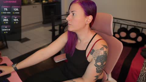 Genny Rock   and  online show from February 2025 10:02:01 PM