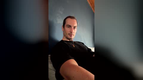 Snapshot of genraro69 chatting on May 2026 02:16:01 PM Genaro online show from May 2026 02:16:01 PM