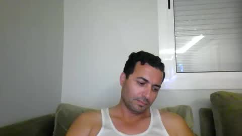 genteldevil online show from October 2025 10:33:02 PM