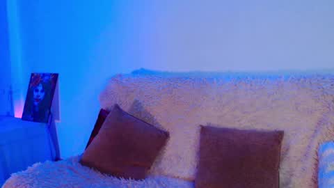 gentlemila online show from February 2025 11:56:02 PM