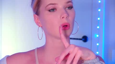 Snapshot of gentlerossi chatting on February 2026 04:32:01 PM GentleRossi online show from February 2026 04:32:01 PM