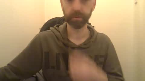 Snapshot of geon2xx chatting on January 2025 06:27:01 AM Geon online show from January 2025 06:27:01 AM