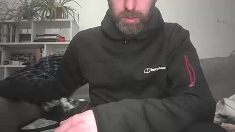 Snapshot of geon2xx chatting on March 2025 06:26:02 AM Geon online show from March 2025 06:26:02 AM