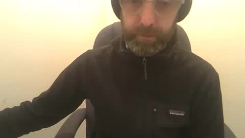 Snapshot of geon2xx chatting on March 2025 09:51:02 PM Geon online show from March 2025 09:51:02 PM