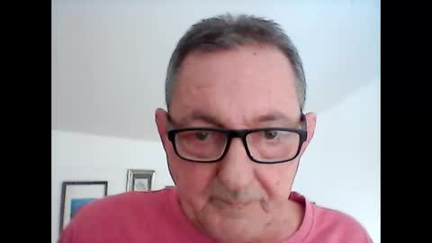 Snapshot of georg1412 chatting on November 2025 01:01:02 PM georg1412 online show from November 2025 01:01:02 PM