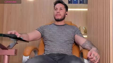 George online show from November 2025 08:18:01 PM