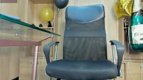 Snapshot of george_diesell_ chatting on July 2026 05:01:01 AM George online show from July 2026 05:01:01 AM