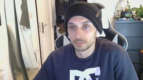 Snapshot of georgek0011 chatting on March 2026 11:23:02 PM georgek0011 online show from March 2026 11:23:02 PM