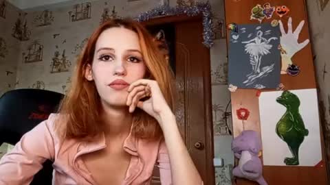 Ellie online show from April 2026 03:39:01 PM