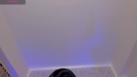 Kendal  online show from October 2025 03:08:01 PM