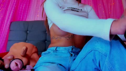 Snapshot of geraldinesuaan chatting on December 2024 10:12:02 AM geraldinesuaan online show from December 2024 10:12:02 AM