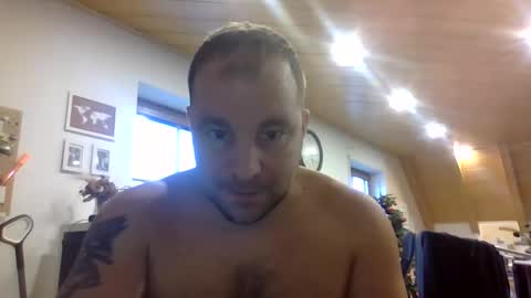 Snapshot of germandick2905 chatting on December 2025 08:23:01 AM germandick2905 online show from December 2025 08:23:01 AM