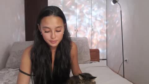 Snapshot of germiona_shine chatting on September 2025 07:19:01 AM Germiona online show from September 2025 07:19:01 AM