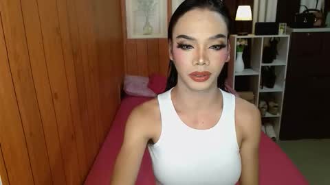 Snapshot of gerogoussidney chatting on November 2025 11:20:02 AM Sidneymorens online show from November 2025 11:20:02 AM