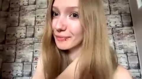 Snapshot of gertrudeuran chatting on July 2026 04:52:02 AM Sophie online show from July 2026 04:52:02 AM