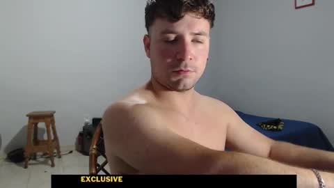 Snapshot of gferrari1996 chatting on December 2025 03:44:02 AM gferrari1996 online show from December 2025 03:44:02 AM