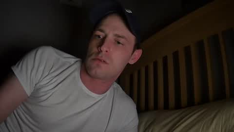 MikeyyLikesIt online show from December 2024 07:39:01 AM