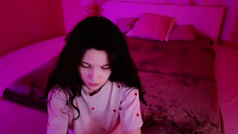 gg_viper online show from April 2026 09:01:01 PM