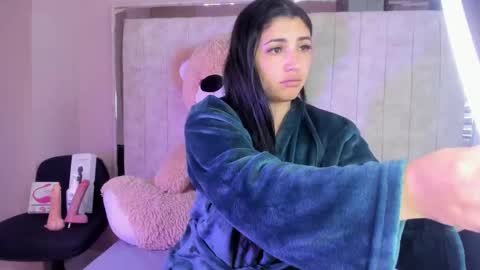 Danna Astrom online show from October 2025 07:47:02 PM