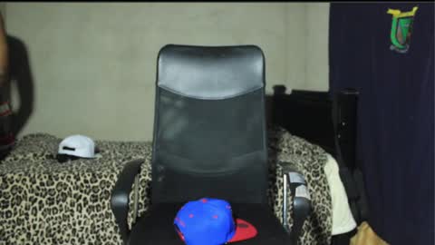 Snapshot of ghettolife2020 chatting on February 2025 04:00:01 PM ghettolife2020 online show from February 2025 04:00:01 PM