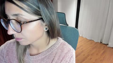 Snapshot of ghostcrimson chatting on January 2025 01:31:01 AM andy online show from January 2025 01:31:01 AM