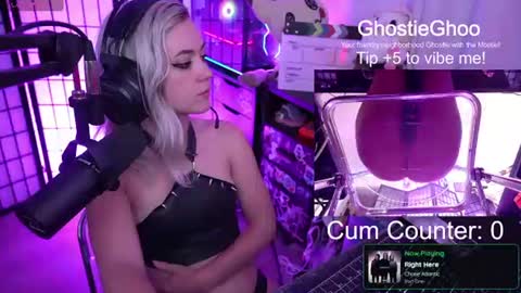 Snapshot of ghostieghoo chatting on July 2026 07:35:02 PM Ghostie online show from July 2026 07:35:02 PM