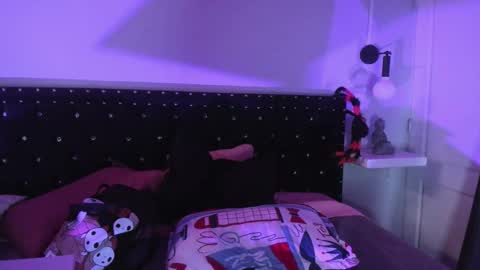 Allison  online show from November 2025 08:21:02 PM