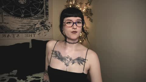 ghoticspectre online show from April 2026 05:31:02 PM