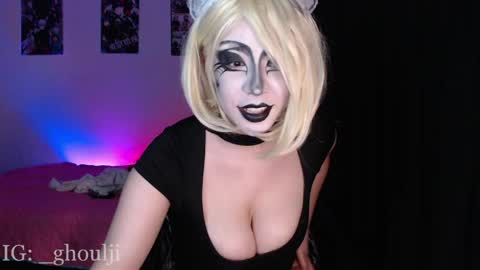 Annie   Im going to be offline from 29nov to 3dec online show from April 2026 01:16:01 AM