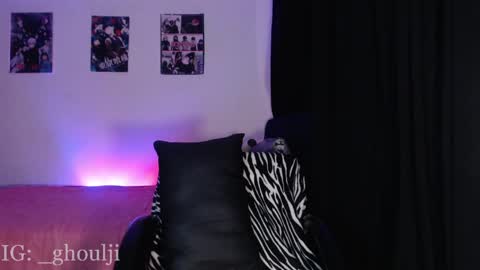 Annie   Im going to be offline from 29nov to 3dec online show from June 2026 05:32:02 AM
