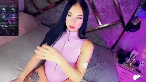 Snapshot of gia21xxx chatting on June 2026 04:24:02 AM Gia Ferrara online show from June 2026 04:24:02 AM