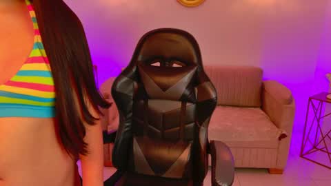 Snapshot of gia_capri chatting on June 2026 04:12:01 AM Gia capri online show from June 2026 04:12:01 AM