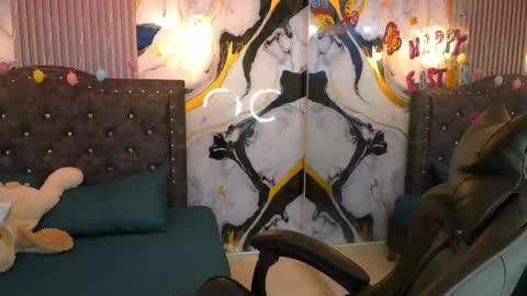 Gia online show from April 2026 03:07:02 AM