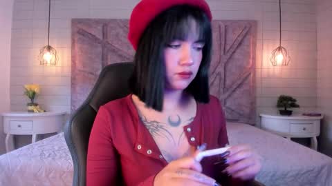 Gia online show from March 2026 12:32:02 PM