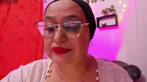 nahomi online show from January 2026 10:48:02 PM