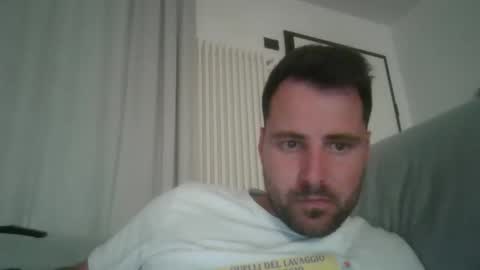 giacomo9669 online show from May 2026 05:42:04 PM