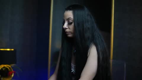  Gia  online show from February 2026 10:31:01 PM