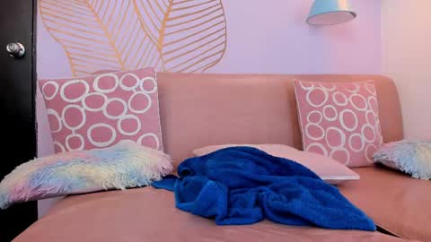 Gia  online show from February 2025 09:17:01 PM