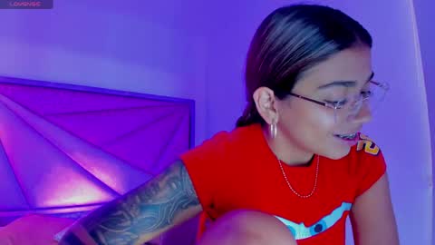 Gia  online show from April 2026 06:03:01 PM