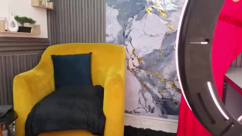 Snapshot of gianellacox chatting on February 2026 01:29:02 PM online show from February 2026 01:29:02 PM