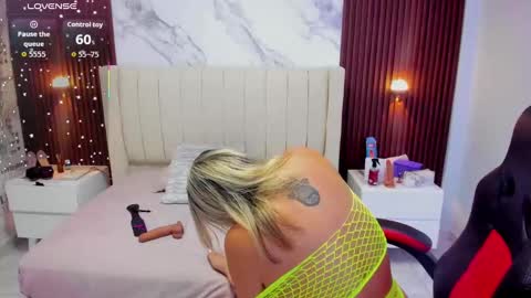 Snapshot of giannabonet chatting on September 2025 07:48:01 PM G I A N N A online show from September 2025 07:48:01 PM
