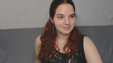 Roxy online show from October 2025 11:27:01 PM